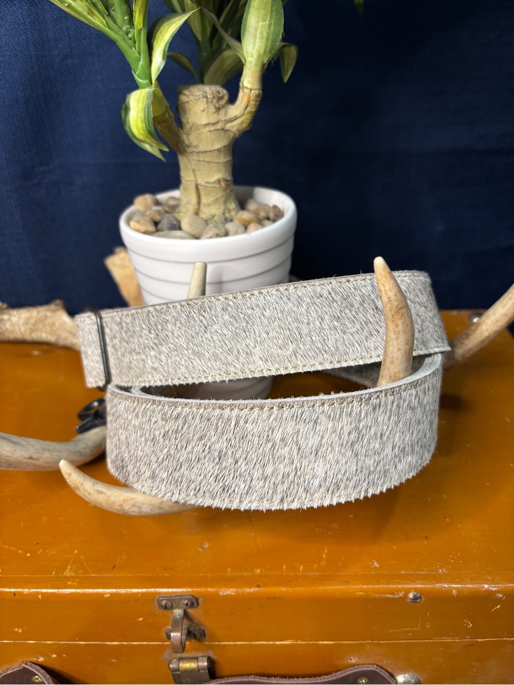 Myra Bags Light Gray Cowhide Strap